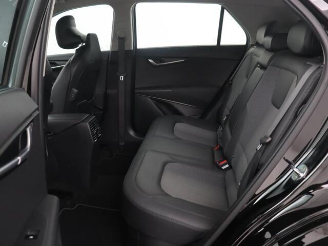 KIA Niro 1.6 GDi Hybrid DynamicLine | Half leder | Adaptive cruise | Lane assist | Trekhaak | Camera | Park assist | Carplay | Climate control | Full LED | 16" velgen