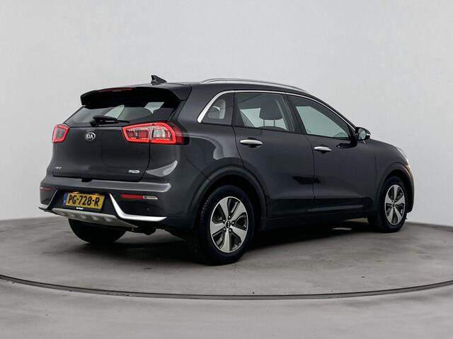 KIA Niro 1.6 GDi 140Pk Hybrid First Edition | Apple Carplay/Android Auto | Cruise Control | Parkeersensoren & Achteruitrijcamera | Climate Control | Lichtmetalen Velgen | Navigatie |