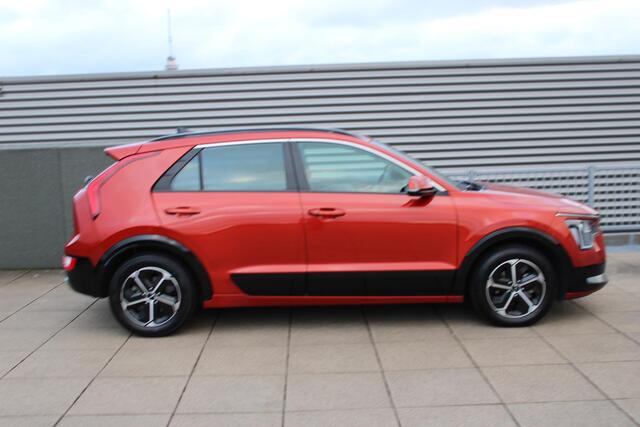 KIA Niro 1.6 GDi Hybrid DynamicLine Navigatie / camera / keurig nette auto