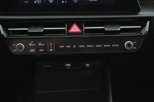 KIA Niro 1.6 GDi PHEV DynamicPlusLine | Leder | Parkeercamera | Schuif dak |