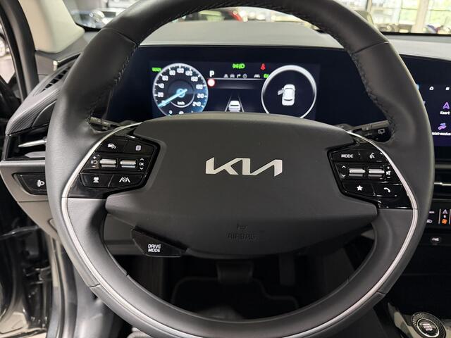KIA Niro 1.6 GDi Hybrid DynamicPlusLine Stoel en Stuur verwarming, Schuif kantel dak, Apple Carplay/Android Auto, Navigatie, Camera.