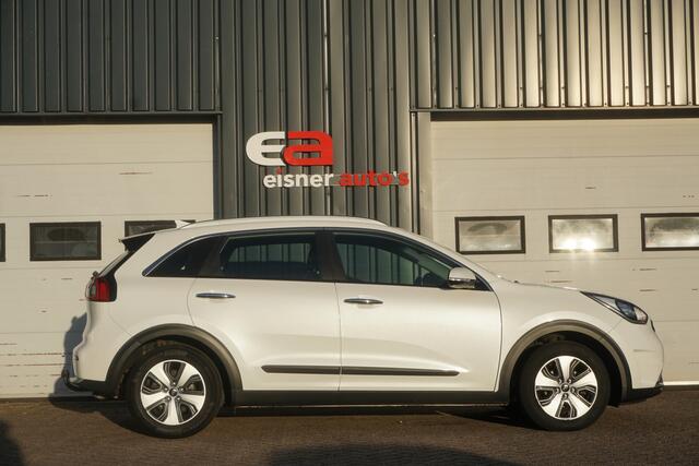 KIA Niro 1.6 GDi Hybrid DynamicLine | CAMERA | TREKHAAK | WIT METALLIC |
