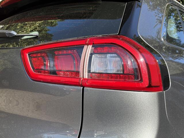 KIA Niro 1.6 GDi Hybrid DynamicLine - Navigatie - Climate Control - Trekhaak - Cruise Control