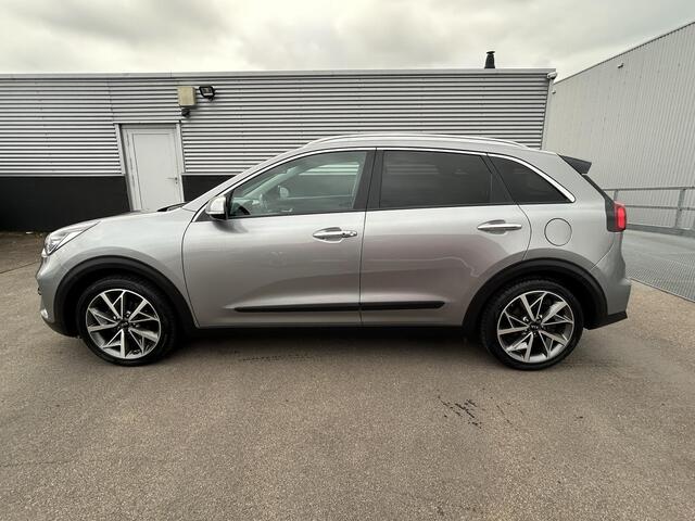 KIA Niro 1.6 GDi Hybrid Style Edition Nieuw geleverd en dealeronderhouden, Navigatie, Dodehoekdetectie, Smart Key, Achteruitrijcamera, Parkeersensoren voor + achter