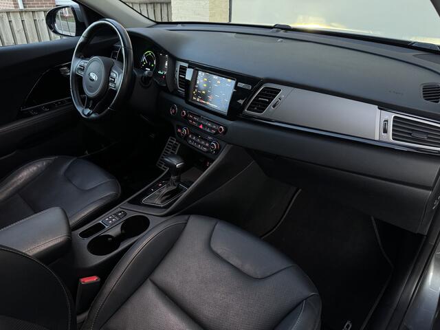 KIA Niro 1.6 GDi PHEV ExecutiveLine Schuifdak Navi Leder Stuur+StoelVerwaming+Koeling Carplay Camera ACC JBL Pdc Hybride