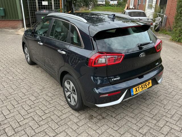 KIA Niro 1.6 GDI HYBRID DYNAMICLINE – foto 2