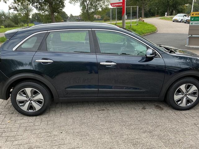 KIA Niro 1.6 GDI HYBRID DYNAMICLINE – foto 6