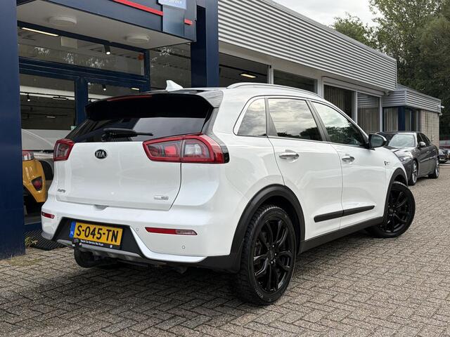 KIA Niro 1.6 GDi Hybrid BusinessLine / Automaat / Stuur-/Stoelverwarming / Adaptieve Cruise-Control / Apple-Carplay & Android-Auto / Trekhaak / Climate-Control / Keyless / Radio-Bluetooth / Navi / Camera / PDC-Achter / ENZ. – foto 8