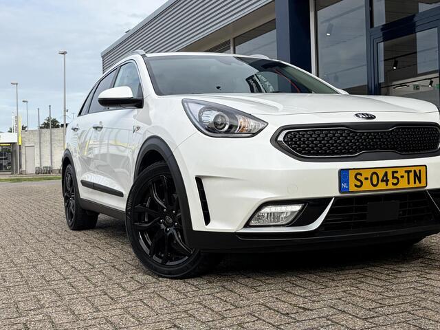 KIA Niro 1.6 GDi Hybrid BusinessLine / Automaat / Stuur-/Stoelverwarming / Adaptieve Cruise-Control / Apple-Carplay & Android-Auto / Trekhaak / Climate-Control / Keyless / Radio-Bluetooth / Navi / Camera / PDC-Achter / ENZ. – foto 9