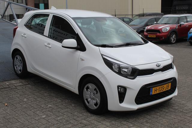 KIA PICANTO 1.0 MPi ComfortPlusLine 1e Eigenaar!!/Airco/Apple carplay/Achteruitrijcamera/Bluetooth/Multifunctioneel stuurwiel/Spraakbediening/Centrale deurvergrendeling/Elektrische ramen/Elektrisch verstelbare spiegels.