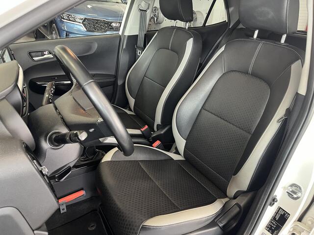 KIA PICANTO 1.0 CVVT Design Edition Unieke Uitvoering, Leren Bekleding, Apple Carplay, Android Auto, Climate Control, Achteruitrij Camera, Licht Metalen Velgen