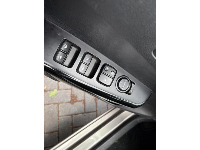 KIA PICANTO 1.0 67pk CVVT ComfortPlusLine Navigator | Trekhaak | Achteruitrijcamera | Navigatie | Airco |