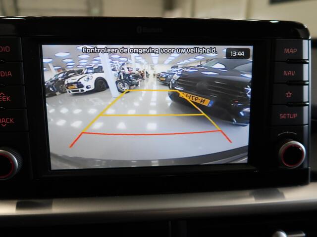 KIA PICANTO 1.0 CVVT Dynamic PlusLine Airco-ecc Navigatie Sportvelgen App connect NL-auto NAP Camera Boekjes aanwezig Nieuwe voorbanden Nette auto