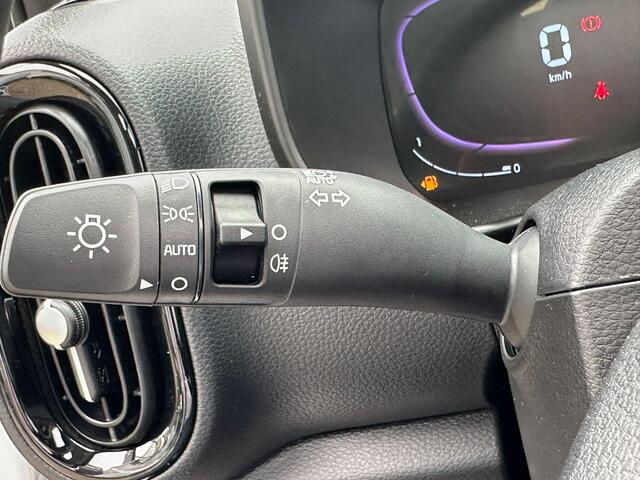 KIA PICANTO 1.0 DPI GT-Line | Voorraadkorting | Zeer compleet | Schuif-/kanteldak | Stoel/ stuurverwarming | Enz...