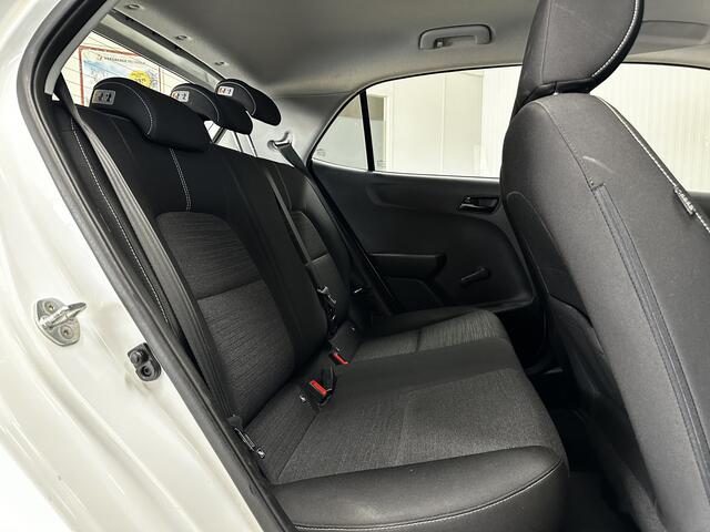 KIA PICANTO 1.0 CVVT EconomyLine/ Airco/ C.V. Afstand/ Elek. pakket/ Isofix/ Bluetooth/ Diml. Auto/ Multi. Stuur/ Dagrijverl./ Getint glas.