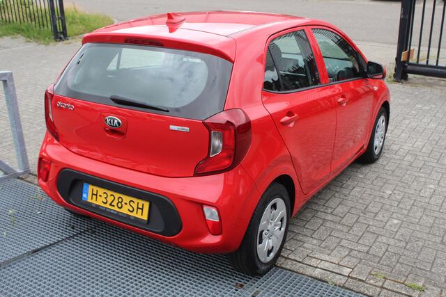 KIA PICANTO 1.0 MPi ComfortPlusLine Airco/Apple carplay/Achteruitrijcamera/Multifunctioneel stuurwiel/Spraakbediening/Elektrische ramen/Elektrisch verstelbare spiegels.