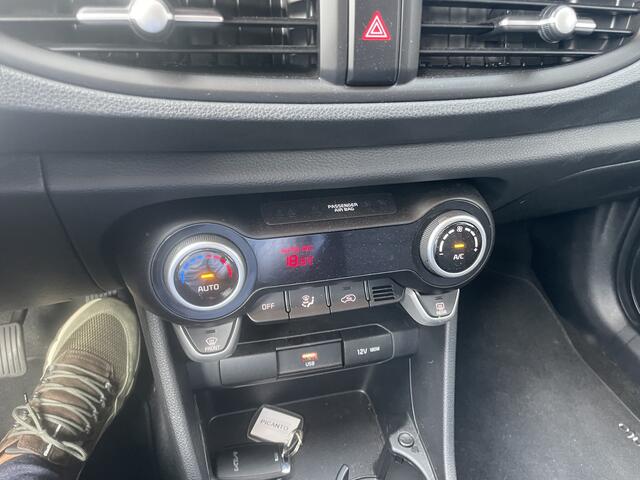 KIA PICANTO 1.0 DPi DynamicPlusLine Climatronic // Apple Carplay // Camera // Navi // Keyless info Roel 0492-588951