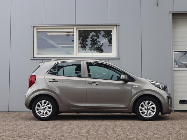 KIA PICANTO 1.0 CVVT ComfortPlusLine Navigator / Camera / Carplay