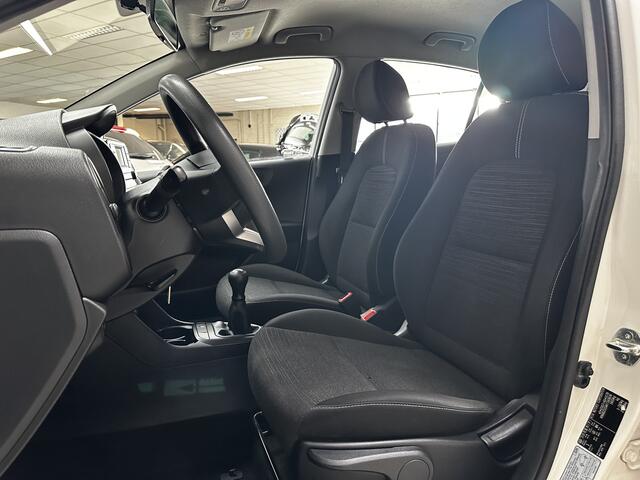 KIA PICANTO 1.0 CVVT ComfortLine/ Airco!/ Multi.Stuur/ Bluetooth/ Radio-CD+AUX&USB/ Elek.Pakket/ Isofix/ C.V.Afstand.
