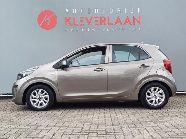 KIA PICANTO 1.0 CVVT ComfortPlusLine Navigator | CAMERA | APPLE CARPLAY / ANDROID AUTO | TREKHAAK | Wij bieden ook financiering mogelijkheden aan.