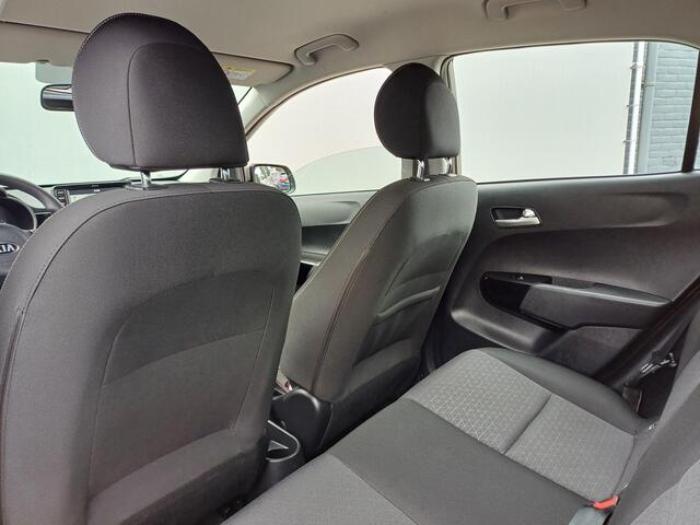 KIA PICANTO 1.0 CVVT ComfortPlusLine Navigator | CAMERA | APPLE CARPLAY / ANDROID AUTO | TREKHAAK | Wij bieden ook financiering mogelijkheden aan.
