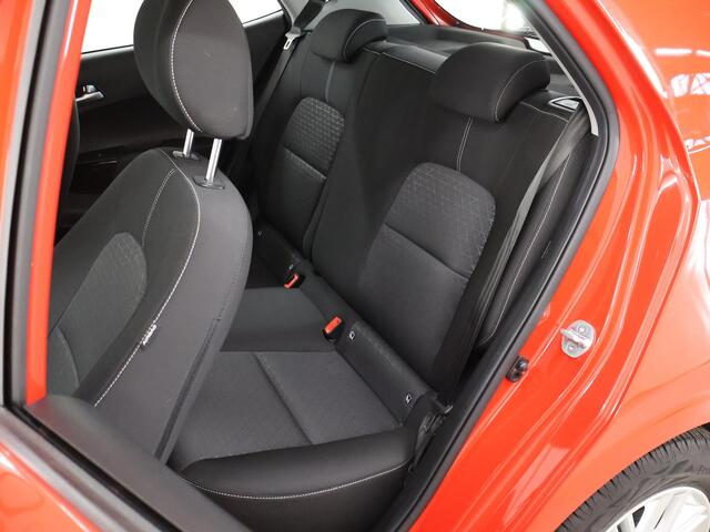 KIA PICANTO 1.0 DPi DynamicLine | Apple Carplay/Android Carplay | Parkeercamera | Airco | Cruise Control |