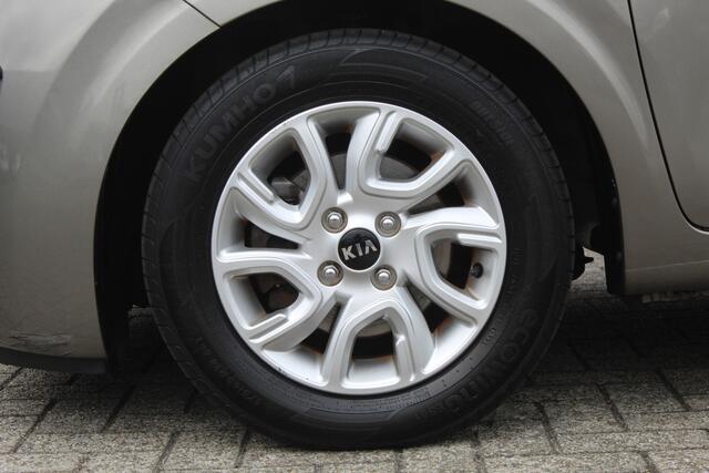 KIA PICANTO 1.0 MPi DynamicPlusLine Cruise control/Navigatie/Achteruitrijcamera/Apple carplay/Airco/Lichtmetalen velgen/Multifunctioneel stuurwiel/Elektrische ramen/Elektrisch verstelbare spiegels.