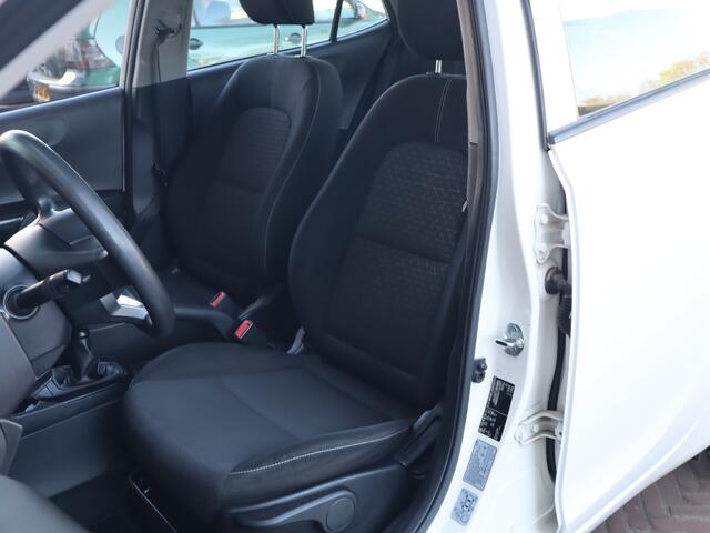 KIA PICANTO 1.0 CVVT ComfortPlusLine Navigator / Cruise / Camera
