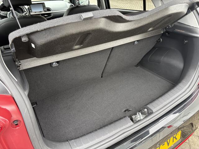 KIA PICANTO 1.0 T-GDI /100pk GT-Line | Ledere bekleding | Stoelverwarming | Navigatie | Tot 10jr. Kia-garantie |