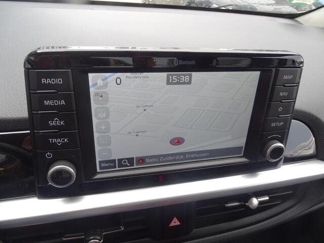 KIA PICANTO 1.0 CVVT ExecutiveLine 5drs, Navigatie, Multimedia, Camera, Airco, CruiseControl, Elec ramen, Bedienbaar stuur, Sport Interieur