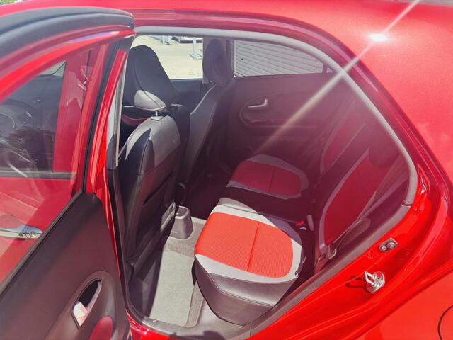 KIA PICANTO 1.2 SportsLine Navigator 85pk NW geleverd & Onderhouden ! | Nette auto !