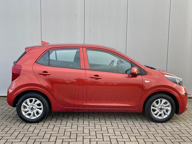 KIA PICANTO 1.0 MPi Dynamicline Navigatie, Airco, Cruise Control, Achteruitrijcamera, 14"Lm