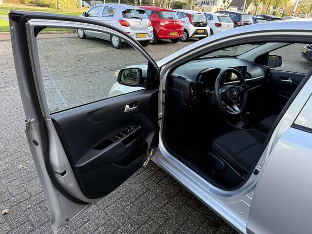KIA PICANTO 1.0 CVVT ComfortPlusLine Navigator / Airco/ Navigatie/ Apple carplay/ Camera/ LED/ LMV