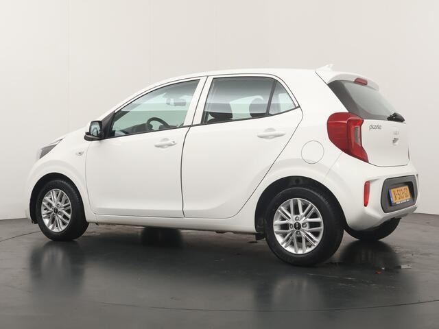 KIA PICANTO 1.0 DPi DynamicLine - Achteruitrij camera - Cruise control - Apple Carplay/Android Auto - Bluetooth - DAB - Fabrieksgarantie t/m 17-11-2030