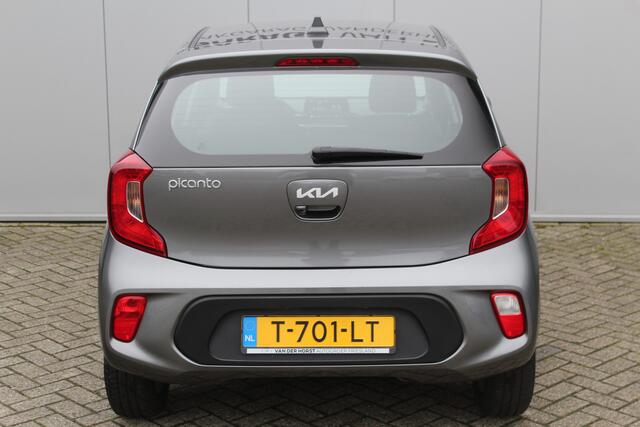 KIA PICANTO 1.0-67pk DPi DynamicLine. Kwalitatief erg goed wagen voor jaren zorgeloos rijplezier! Airco, metallic lak, camera, cruise control, elektr. ramen v+a, Android auto/Apple carplay, DAB radio, USB aansl., LM wielen etc
