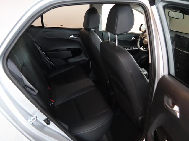 KIA PICANTO 1.0 DPI GT-Line | Panoramaschuifdak | Stoelverwarming | Achteruitrijcamera | Dodehoekassistentie | LED-koplampen | Climate control |