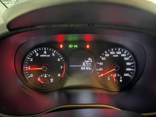 KIA PICANTO 1.2 CVVT GT-Line 84 pk, Stoel en Stuur verwarming, Apple Carplay/Android Auto, Navigatie, Camera.