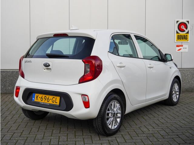 KIA PICANTO 1.0 DPi DynamicLine CarPlay | Nap | LM-velgen | Cruise | Airco