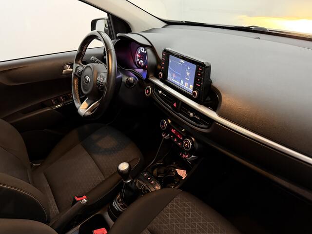 KIA PICANTO 1.0 CVVT ExecutiveLine Camera, Navi, Stoelverwarming, Cruise control, Keyless start, A start stop, Mistlamp, Radio