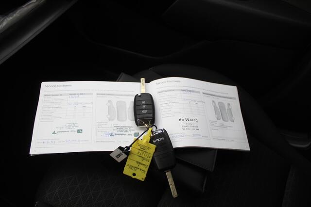 KIA PICANTO 1.0 DPi DynamicLine Navigatie/Achteruitrijcamera/Apple carplay/Stoelverwarming/Stuurverwarming/Licht metalen velgen