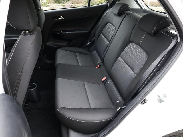 KIA PICANTO 1.0 CVVT ComfortPlusLine Navigator 2e-Eig. & Dealer-Onderh. BOVAG-Garantie. NL-Auto.