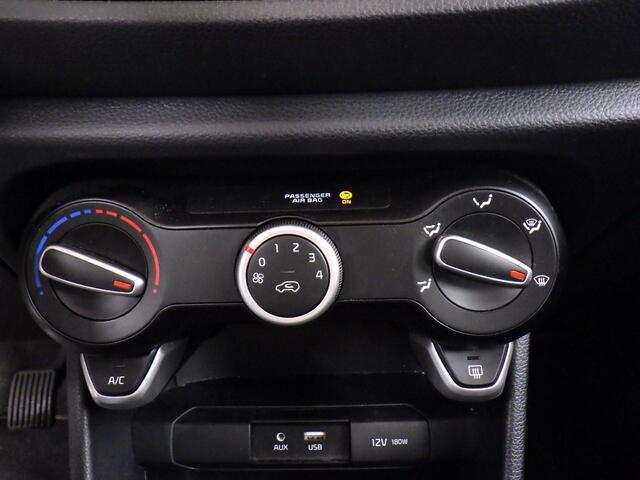 KIA PICANTO 1.0 MPi DynamicLine 27.000 Km, Navigatie | Licht metalen velgen |