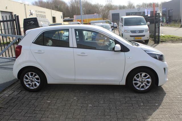KIA PICANTO 1.2 CVVT DynamicLine Automaat!/Apple carplay/Cruise control/Navigatie/Airco