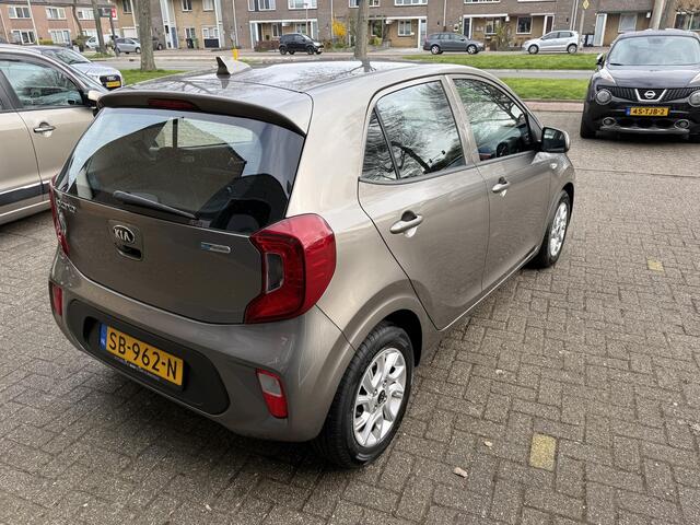 KIA PICANTO 1.0 CVVT ComfortPlusLine Navigator / Airco/ Navigatie/ Camera/ Apple carplay/ LMV