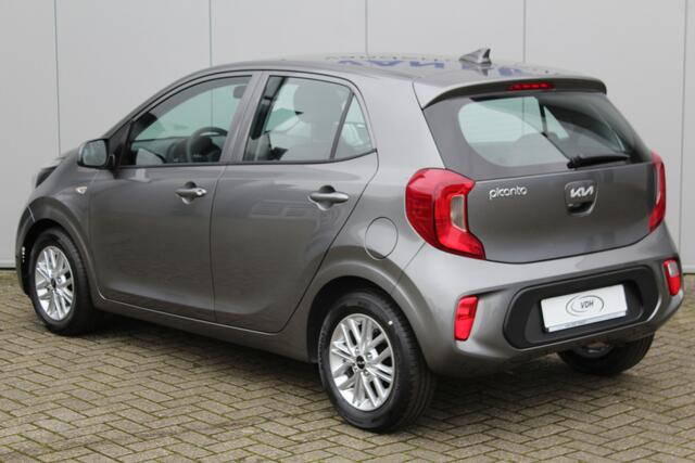 KIA PICANTO 1.0-67pk DPi DynamicLine 5drs. Wegenbelasting slechts ¤. 32,- per mnd. Airco, camera, Apple carplay/Android auto, metallic lak, LM wielen, Bluetooth, centr. vergr. afst. bed., cruise cntrl etc.