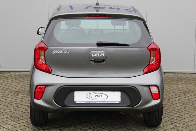 KIA PICANTO 1.0-67pk DPi DynamicLine 5drs. Wegenbelasting slechts ¤. 32,- per mnd. Airco, camera, Apple carplay/Android auto, metallic lak, LM wielen, Bluetooth, centr. vergr. afst. bed., cruise cntrl etc.