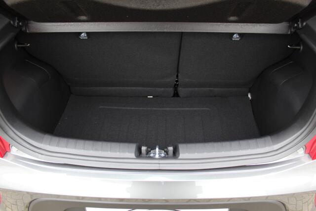 KIA PICANTO 1.0-67pk DPi DynamicLine 5drs. Wegenbelasting slechts ¤. 32,- per mnd. Airco, camera, Apple carplay/Android auto, metallic lak, LM wielen, Bluetooth, centr. vergr. afst. bed., cruise cntrl etc.