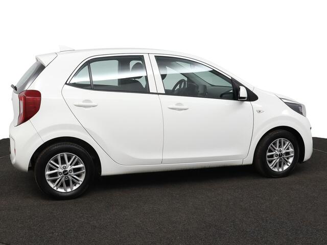 KIA PICANTO 1.0 DPi DynamicLine Navigatie - Achteruitrijcamera - Cruise Control - Apple & Android Carplay - Fabrieksgarantie t/m 2031