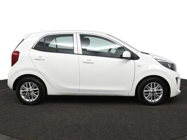 KIA PICANTO 1.0 DPi DynamicLine Navigatie - Achteruitrijcamera - Cruise Control - Apple & Android Carplay - Fabrieksgarantie t/m 2031
