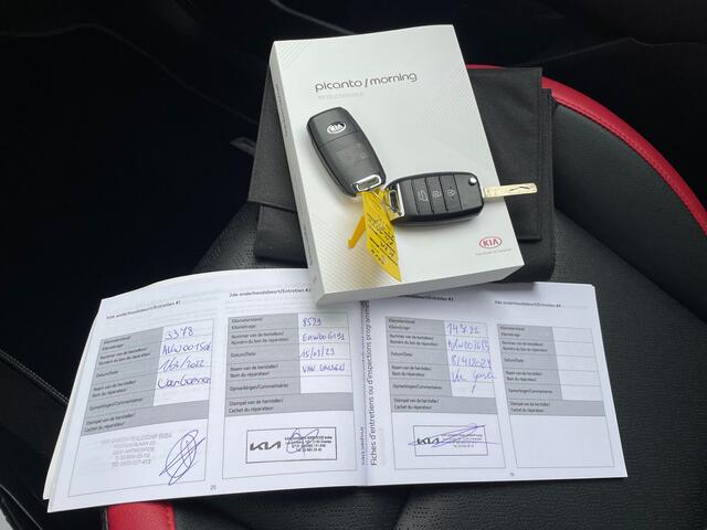 KIA PICANTO 1.2 GT-Line Automaat Navigatie, Climate Control, Leder, 16"Lm, Achteruitrijcamera, Parkeersensoren